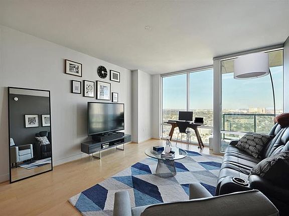 4th image of 300 Bowie St APT 2606