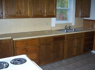 9 5th Ave, Baltic, CT 06330