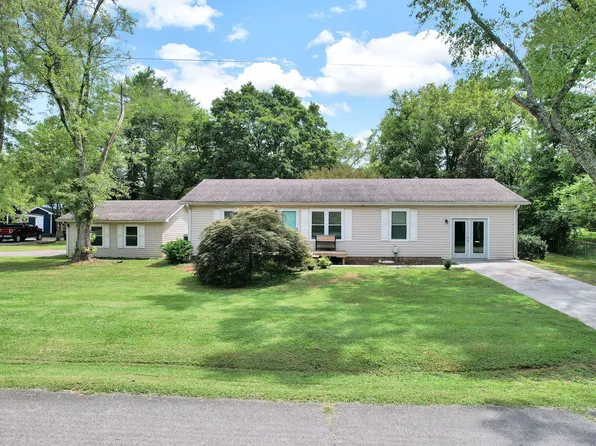 1105 Apache St, Athens, TN 37303