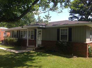 1207 Old Estill Springs Rd, Tullahoma, TN 37388