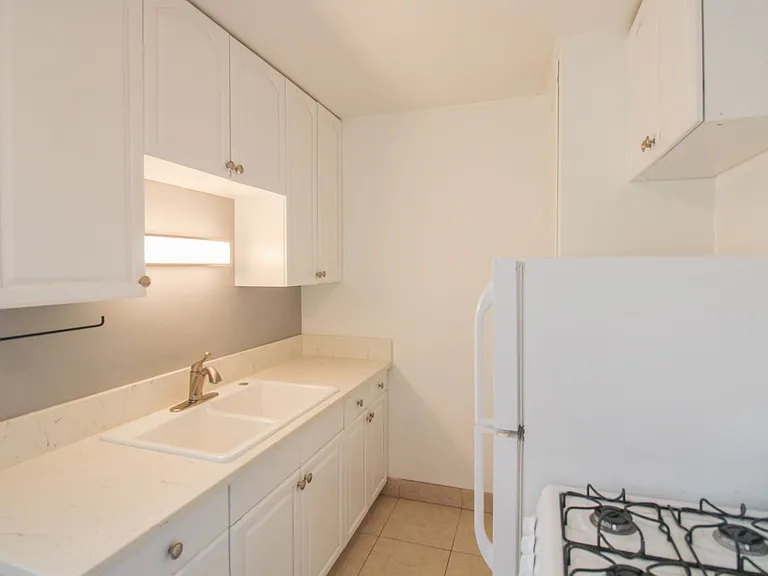 1225 Monte Vista Pl #1 — Photo 7