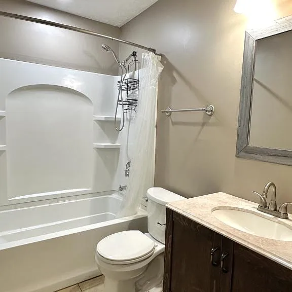 5591 Bellflower St — Photo 12