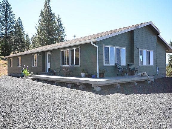 4th image of 15788 NE Schneider Way