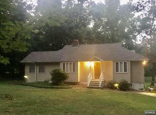 253 Myrtle Ave, Ramsey, NJ 07446