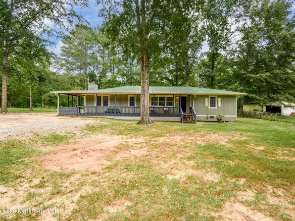 2481 Nolen Dr, Alexander City, AL 35010