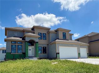 3133 SW Summit View Trl, Lees Summit, MO 64082