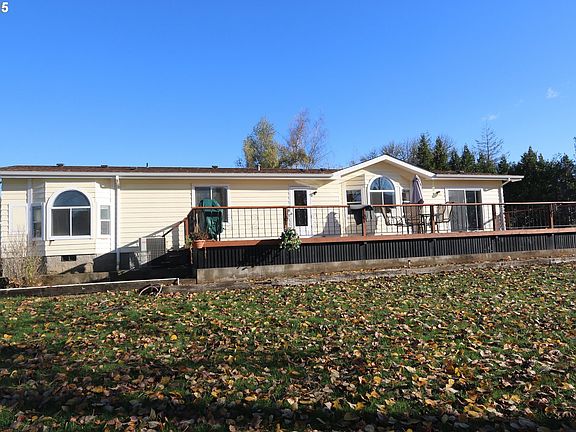 3rd image of 82289 Mount Zion Dr