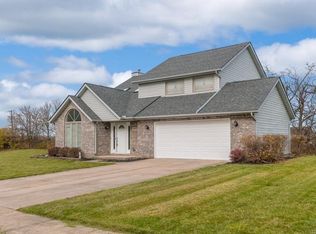 875 Charrington Way, Tipp City, OH 45371