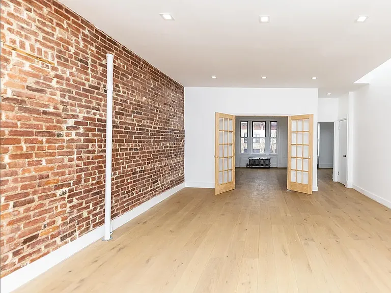 1174 Nostrand Ave #3R — Photo 3