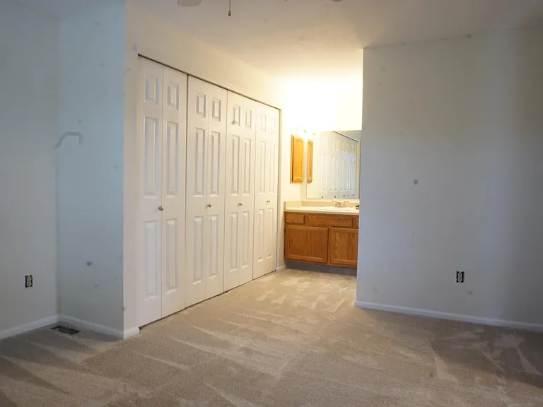 412 Owl Dr — Photo 9