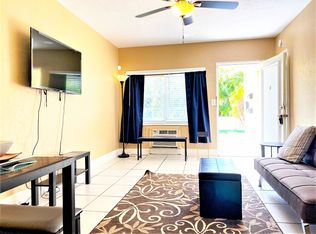 1736 Dewey St #B, Hollywood, FL 33020