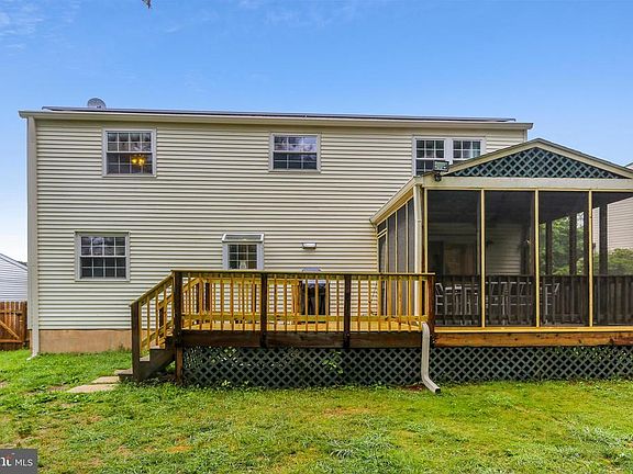 4th image of 19008 Jamieson Dr