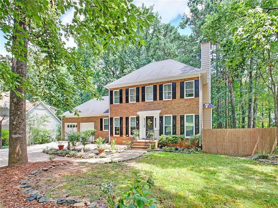 1st image of 937 Pinbrook Dr