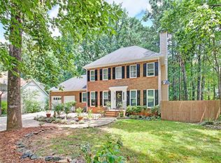 937 Pinbrook Dr, Lawrenceville, GA 30043