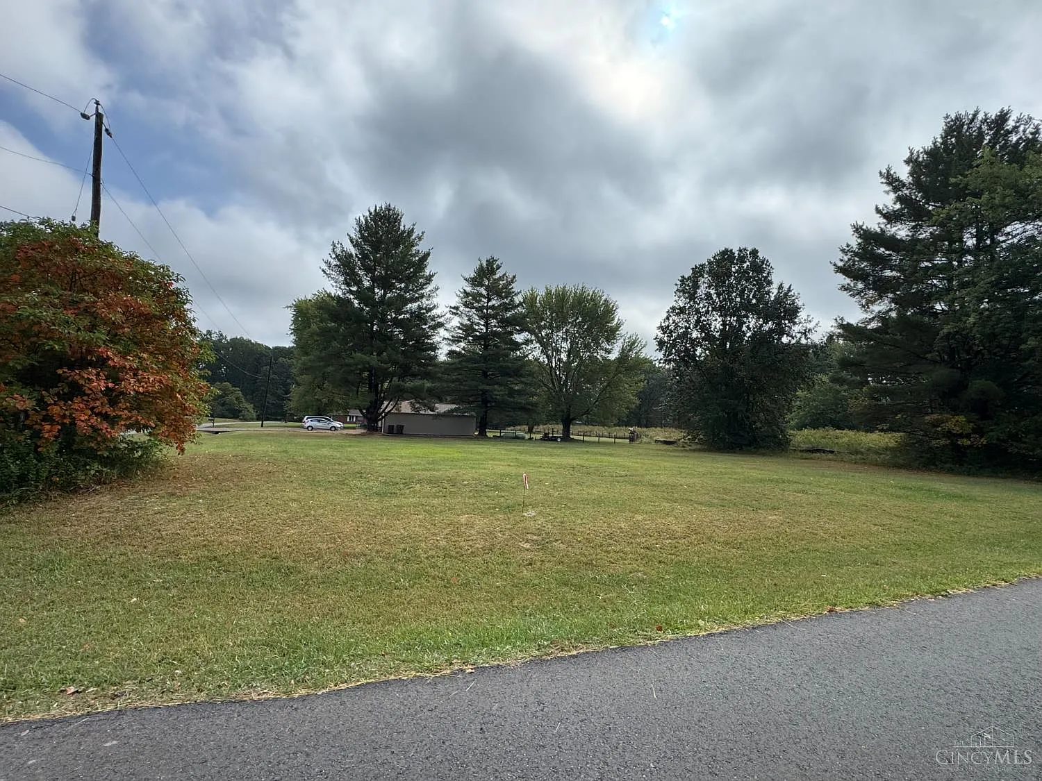 717 Kassel Dr photo 1