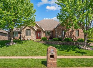 5840 S Middleton Ave, Springfield, MO 65804