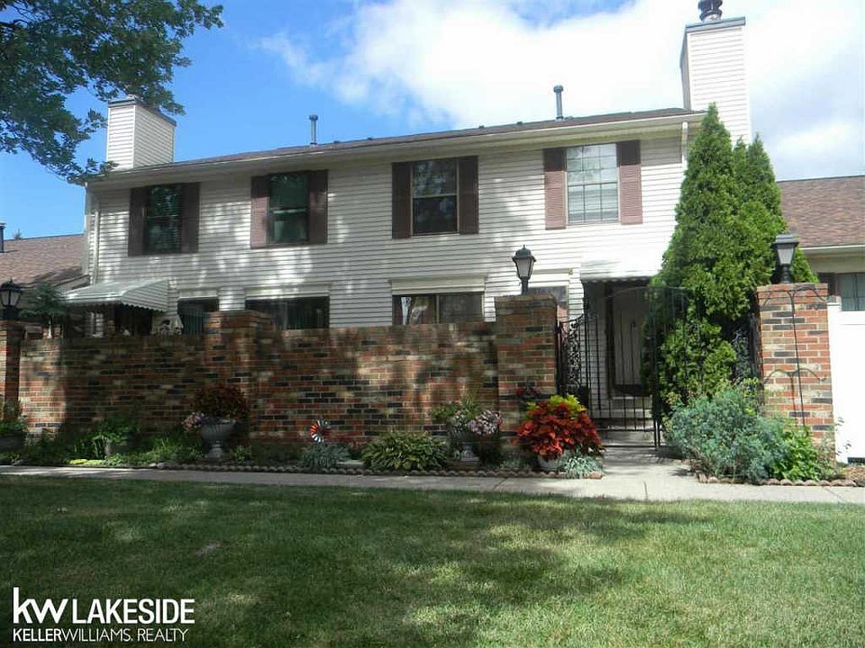 1st image of 38949 Golfview Dr