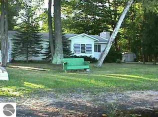 2058 W North Shore Dr, Prescott, MI 48756