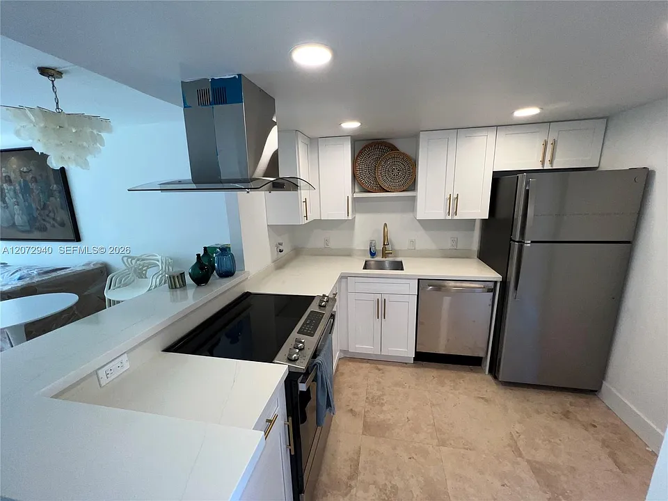 20500 W Country Club Dr #117
