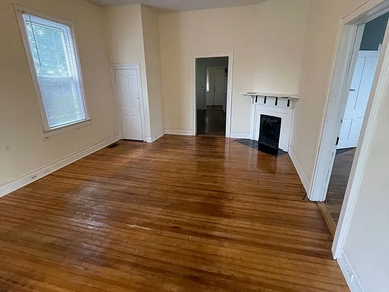 604 Kentucky St — Photo 3
