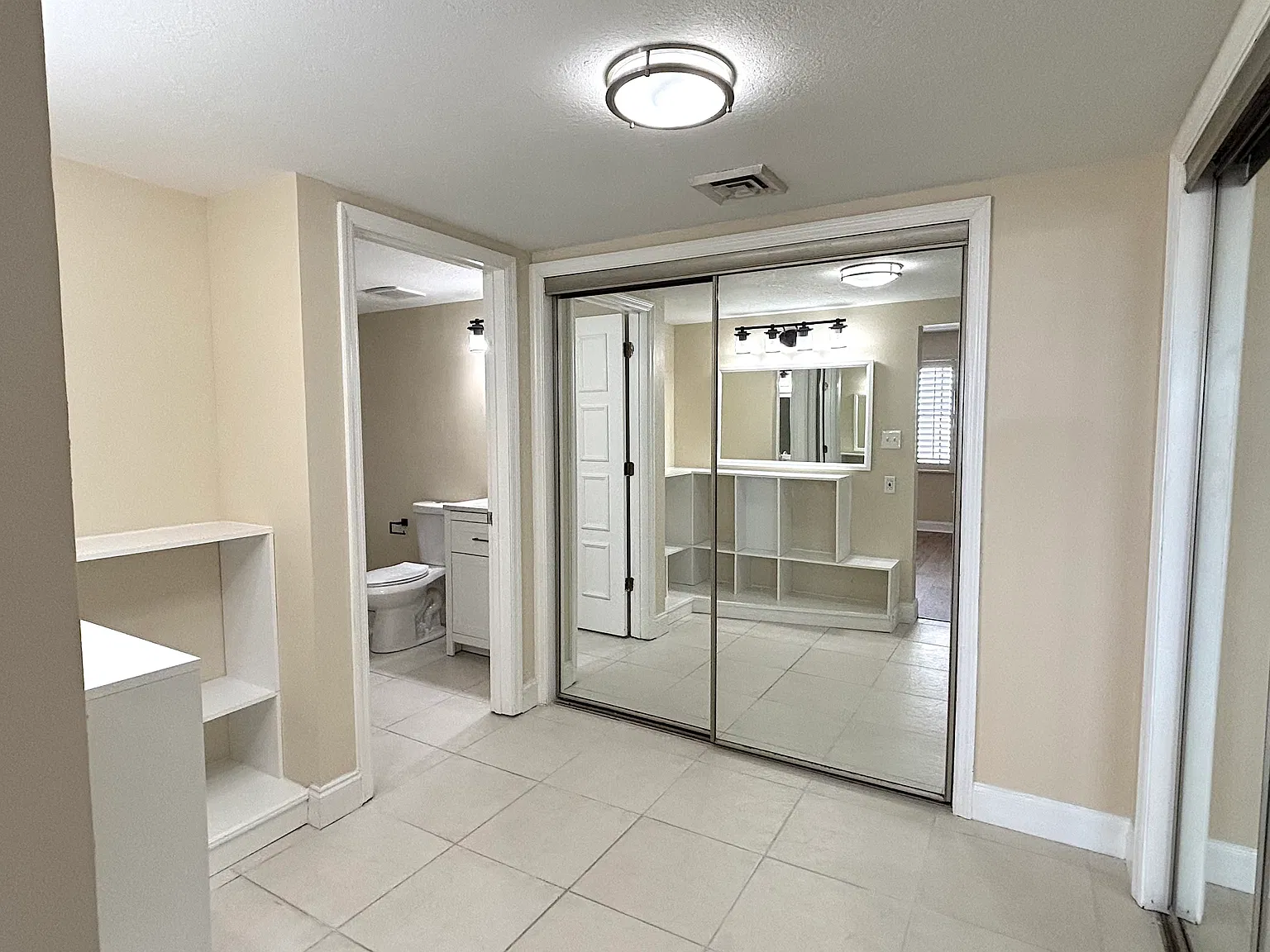 2 bed, 1700 sqft, $2,195 — Photo 4