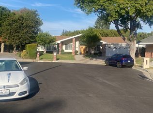 (Undisclosed Address), Porter Ranch, CA 91326