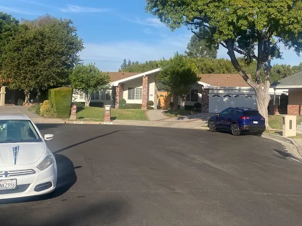 (undisclosed Address), Porter Ranch, CA 91326