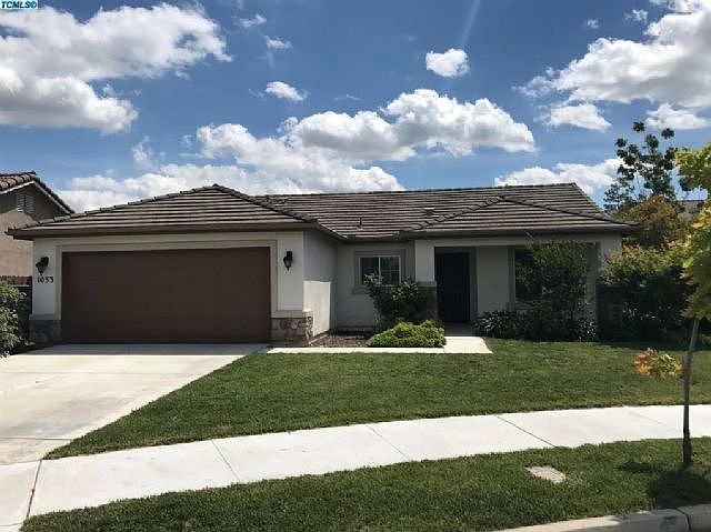 1st image of 1033 W Westmont Ct