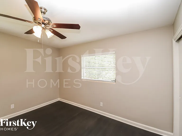 5521 Coppedge Ave — Photo 9