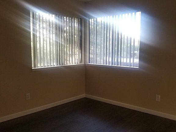4th image of 3715 Tallyho Dr APT 84