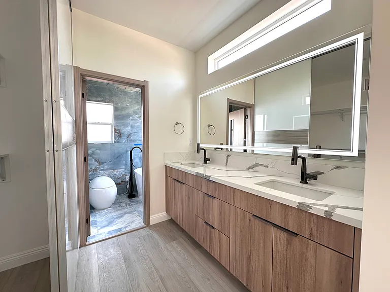 8515 Hyacinth St — Photo 9