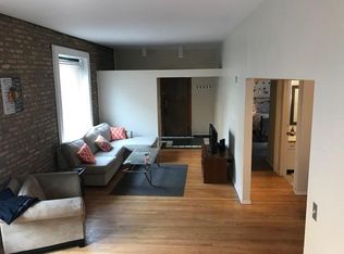 2854 N Clark St #1, Chicago, IL 60657