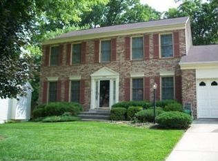 3662 Thomasson Crossing Dr, Triangle, VA 22172