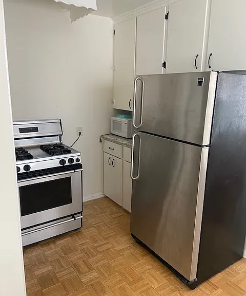 7524 Willoughby Ave #A — Photo 14