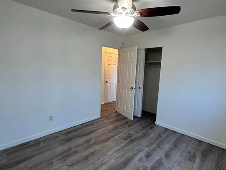 2544 Union St — Photo 48