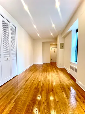 Rented by City & Suburban | media 23