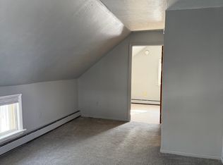 17-19 East St #17G, Essex Junction, VT 05452
