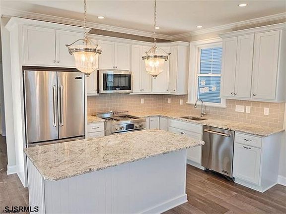 2nd image of 2735 Haven Avenue Floor #2