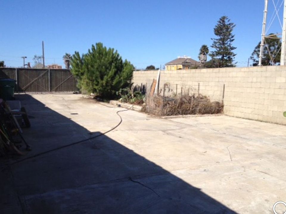 2nd image of 4525 9th St