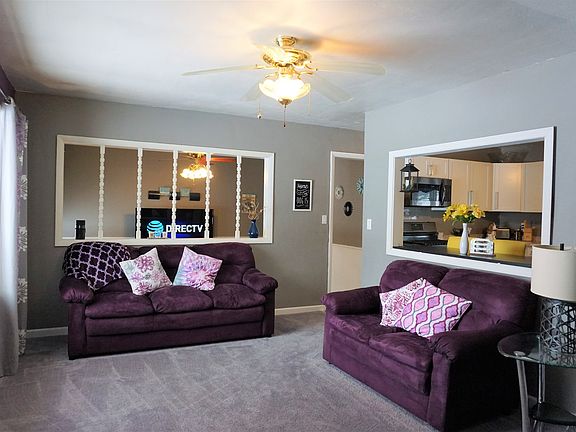 3rd image of 1156 Eastview Dr