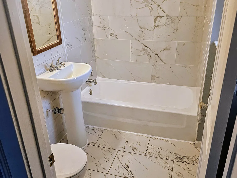 1306 Auburn Ct