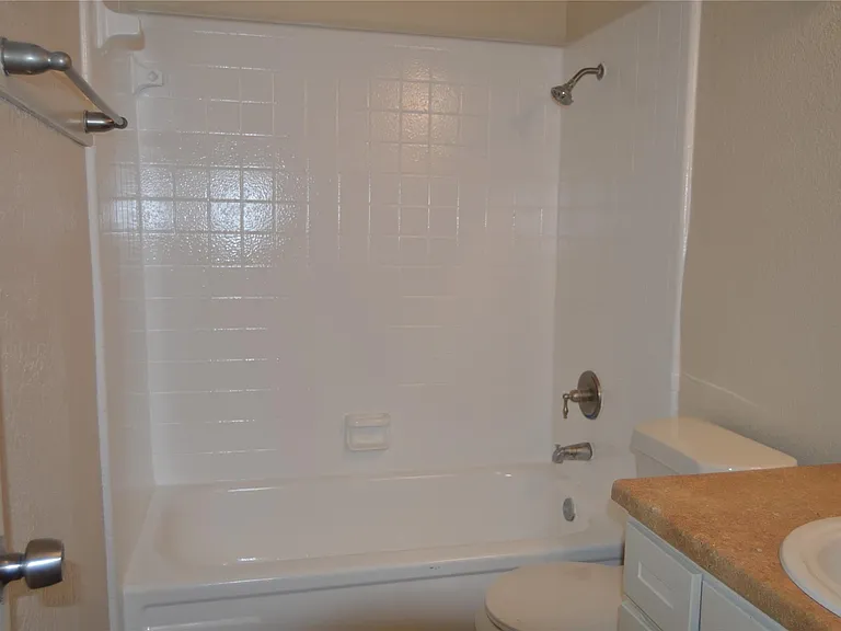 8100 Creekbend Dr #174 — Photo 17
