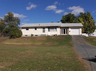 38 York St, West Springfield, MA 01089