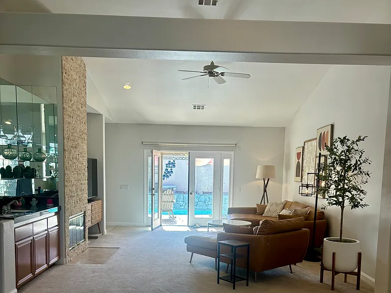 43643 Verona Ct — Photo 2