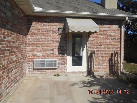 5th image of 1570 E Bridge St