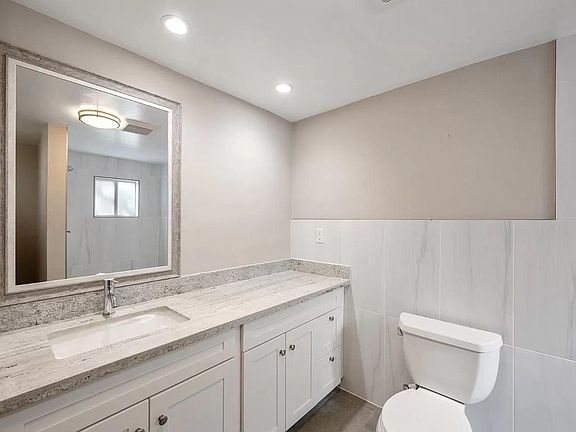 4th image of 518 Cedar St #522B