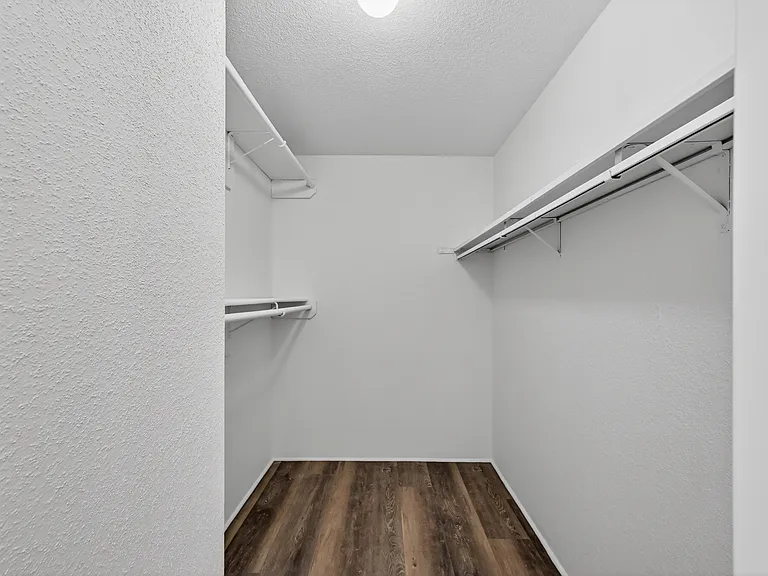 6111 Beverly Hill St #7 — Photo 21