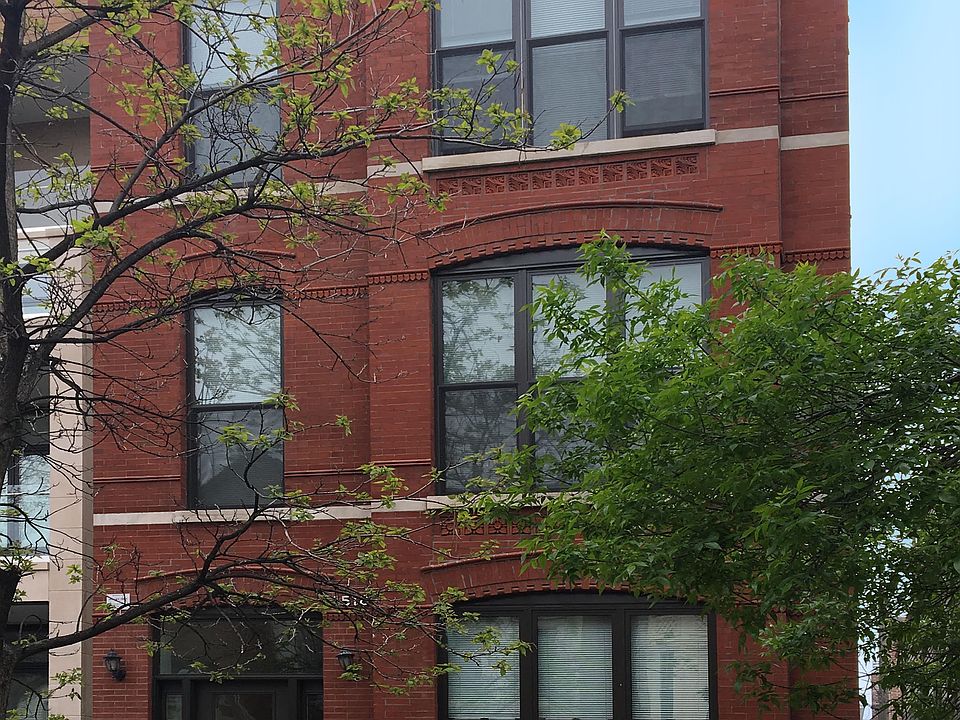 2nd image of 1518 W Huron St APT 2R