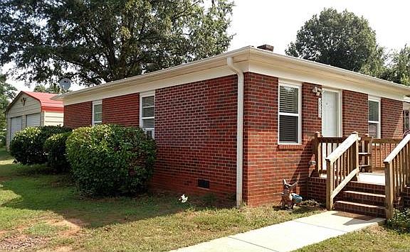 2nd image of 2060 Bristol Rd #220-221