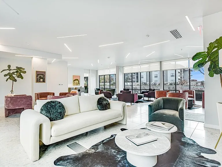 800 Embassy Dr #416 — Photo 19